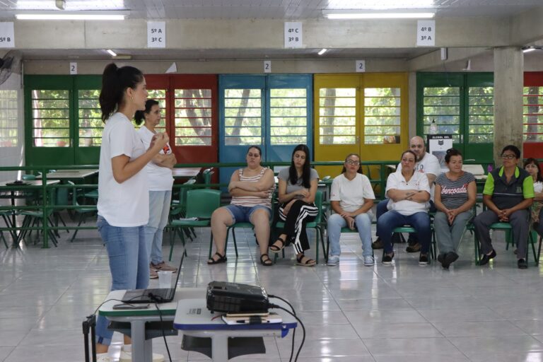 Jovens participantes da Turma do Jiló